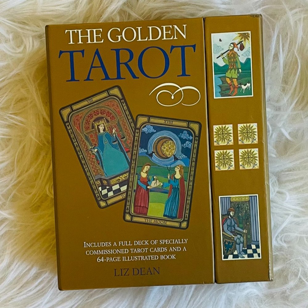 Beautiful Golden tarot deck with 64 pages illustrated book